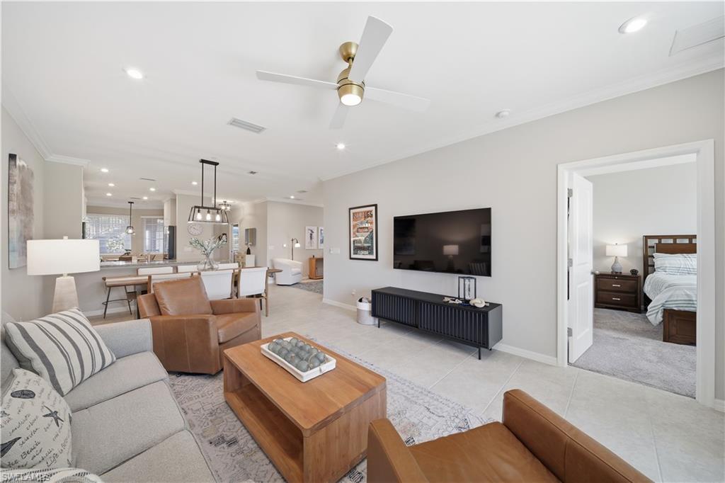 ESPLANADE - Residential