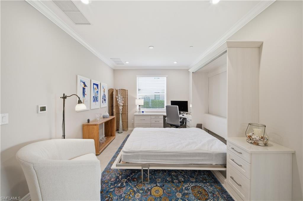 ESPLANADE - Residential