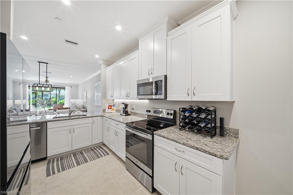 ESPLANADE - Residential