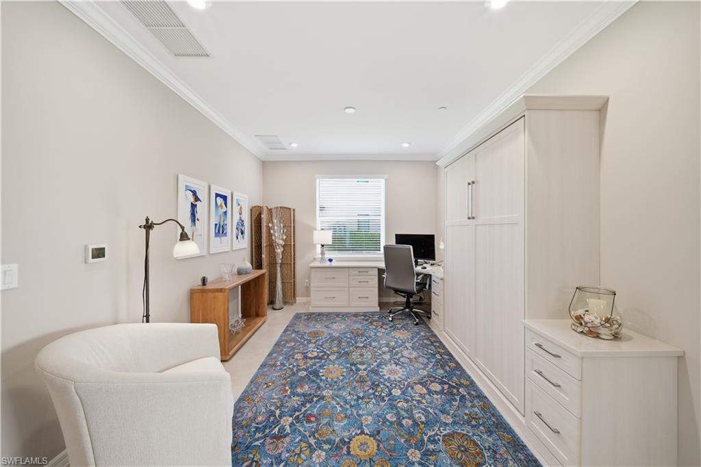 ESPLANADE - Residential