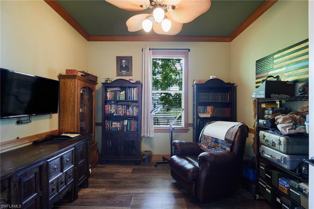 GOLDEN GATE ESTATES - Residential