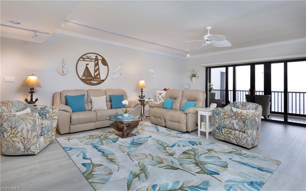 POINTE ROYALE - Residential