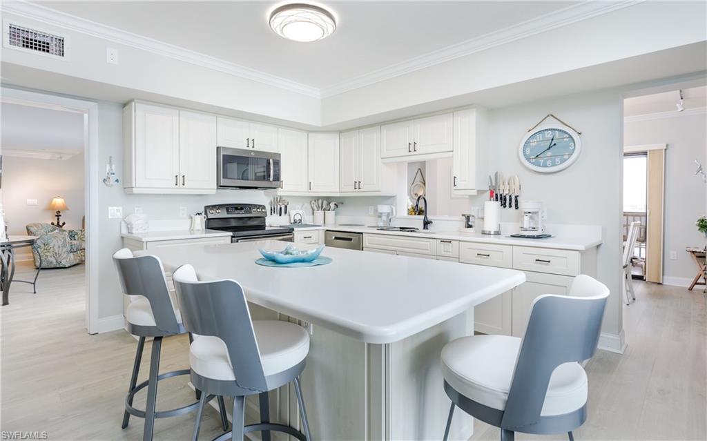 POINTE ROYALE - Residential