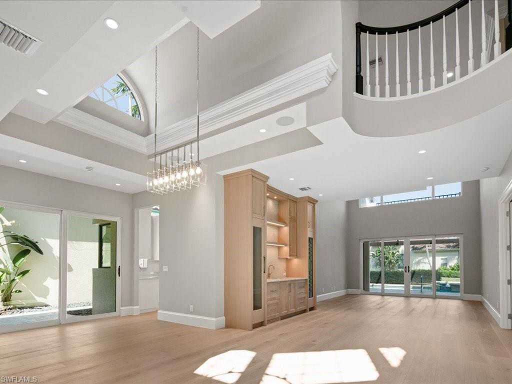 VIZCAYA AT BAY COLONY - Residential