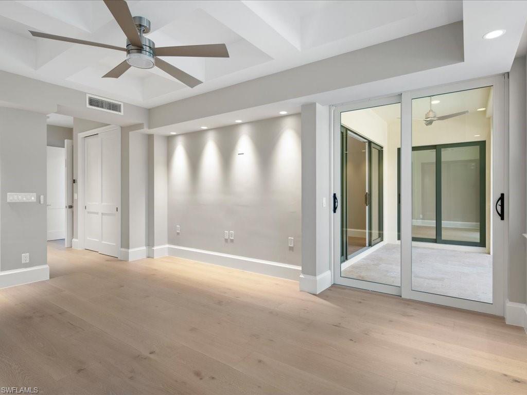 VIZCAYA AT BAY COLONY - Residential