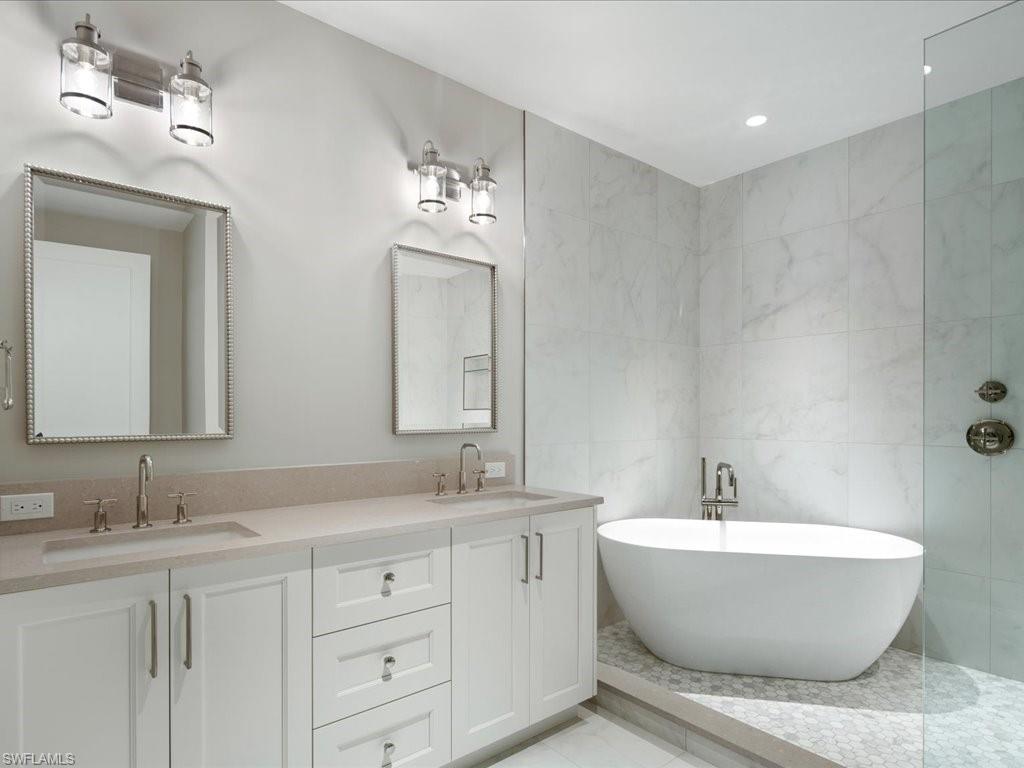 VIZCAYA AT BAY COLONY - Residential