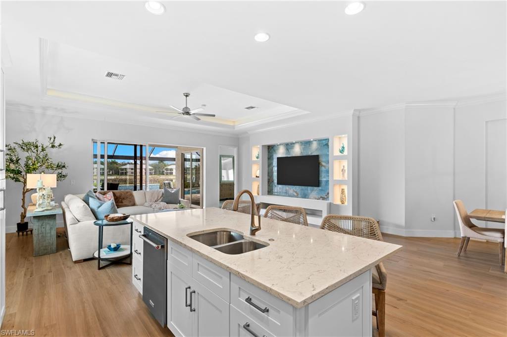 HERITAGE BAY - Residential