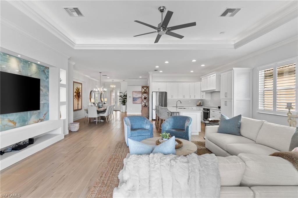 HERITAGE BAY - Residential