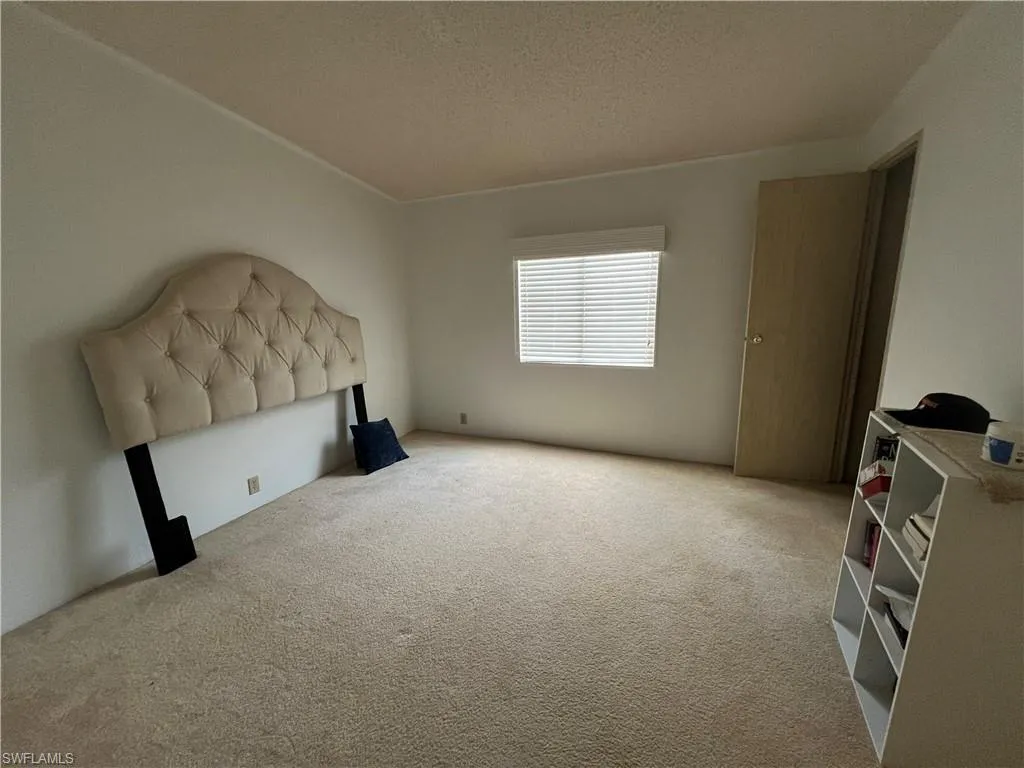 Naples, Florida 34104, United States, 2 Bedrooms Bedrooms, ,2 BathroomsBathrooms,Residential,Active,142680