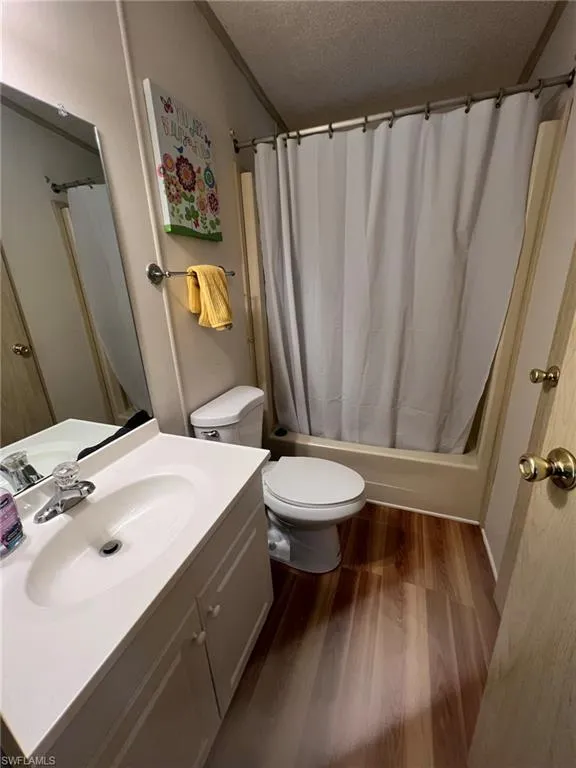 Naples, Florida 34104, United States, 2 Bedrooms Bedrooms, ,2 BathroomsBathrooms,Residential,Active,142680