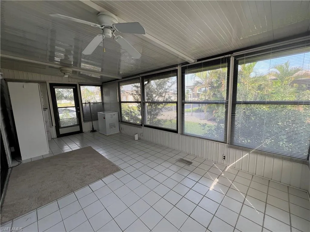 Naples, Florida 34104, United States, 2 Bedrooms Bedrooms, ,2 BathroomsBathrooms,Residential,Active,142680