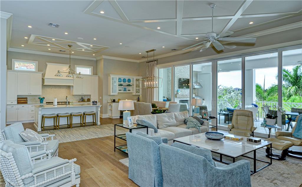 CAROLANDS - Residential