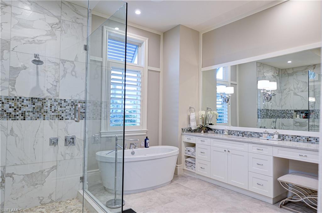 CAROLANDS - Residential