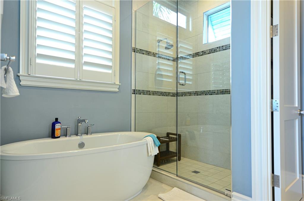 CAROLANDS - Residential