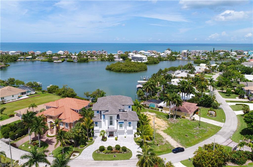 CAROLANDS - Residential