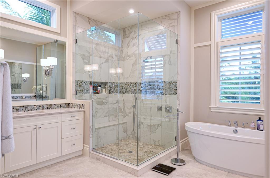 CAROLANDS - Residential