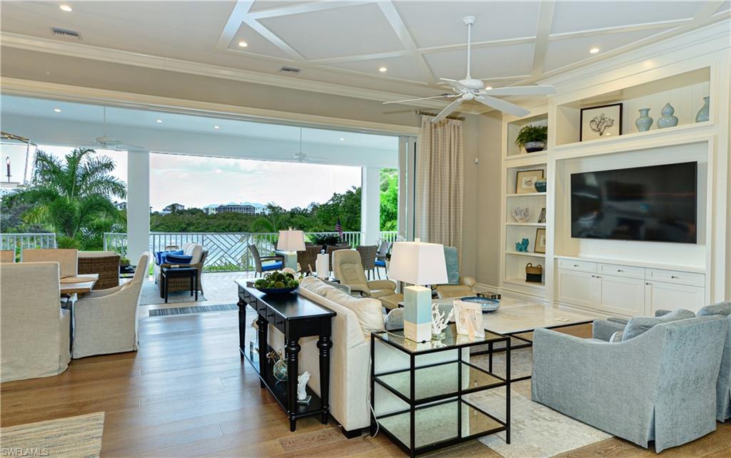 CAROLANDS - Residential