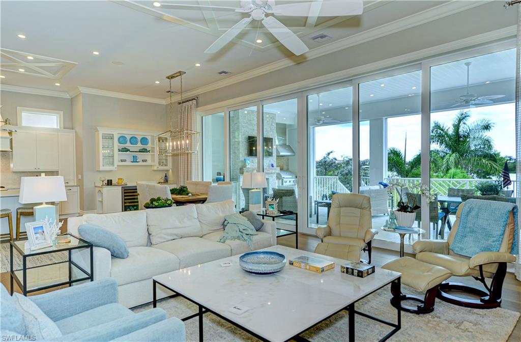 CAROLANDS - Residential