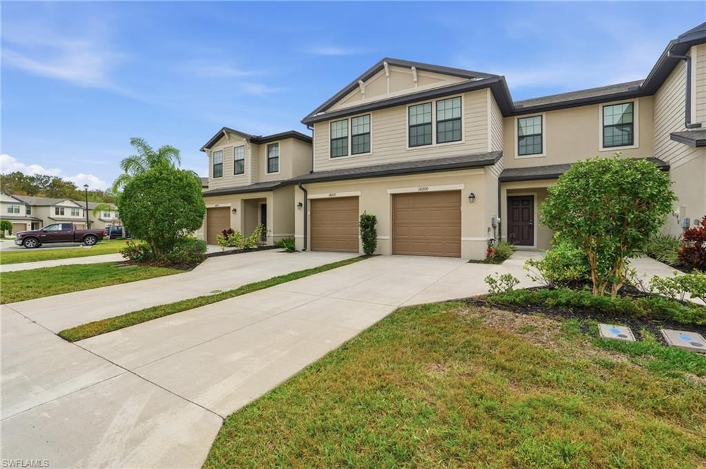 Photo of 14200 Oviedo PL, FORT MYERS, FL 33905 (MLS # 225083583)