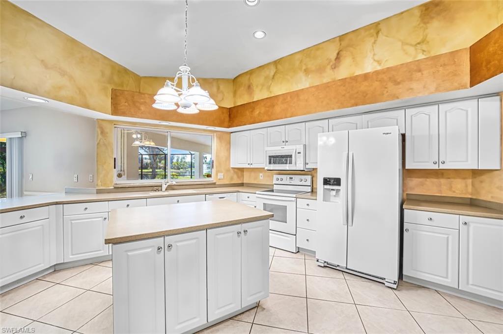 CROSS CREEK ESTATES - Residential