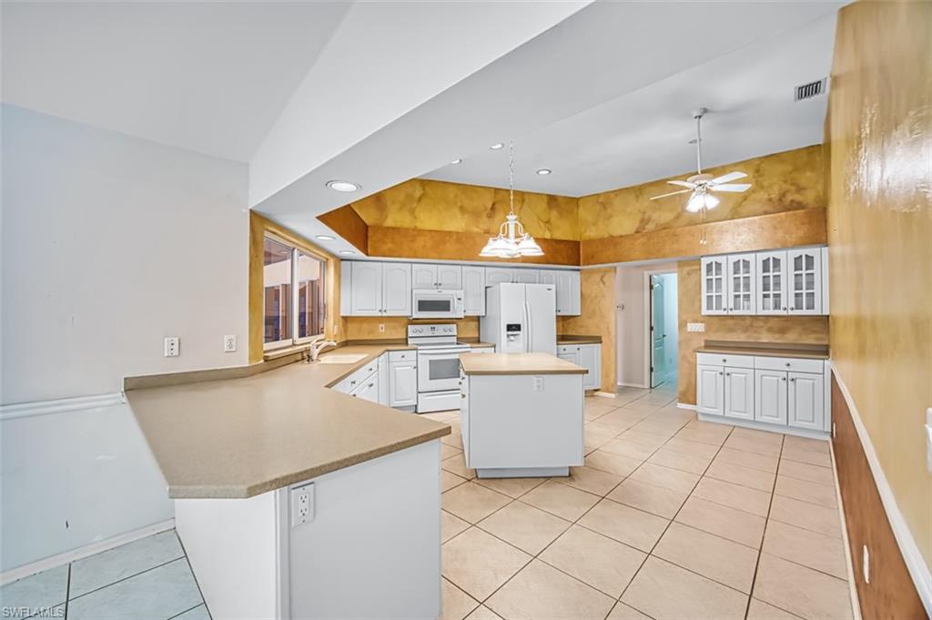 CROSS CREEK ESTATES - Residential