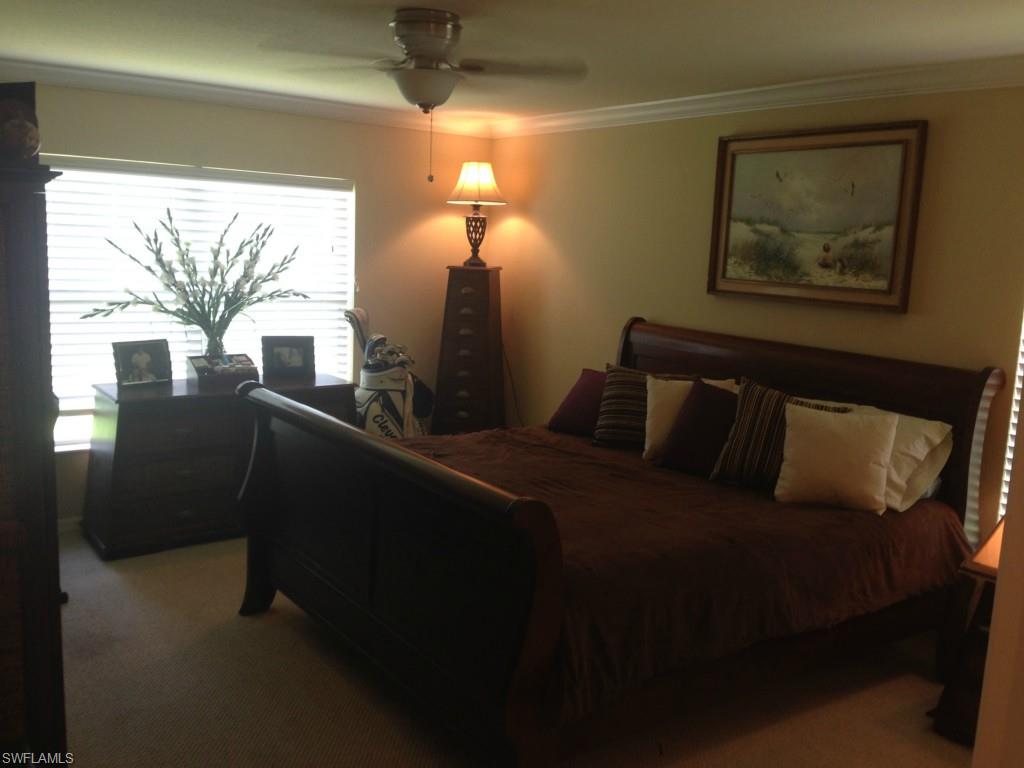 TOWN LAKES - Residential