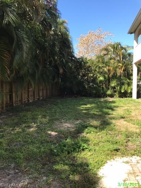 COTTAGES AT GULF HARBOR - Residential