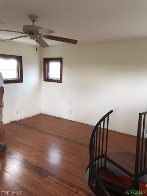 COTTAGES AT GULF HARBOR - Residential