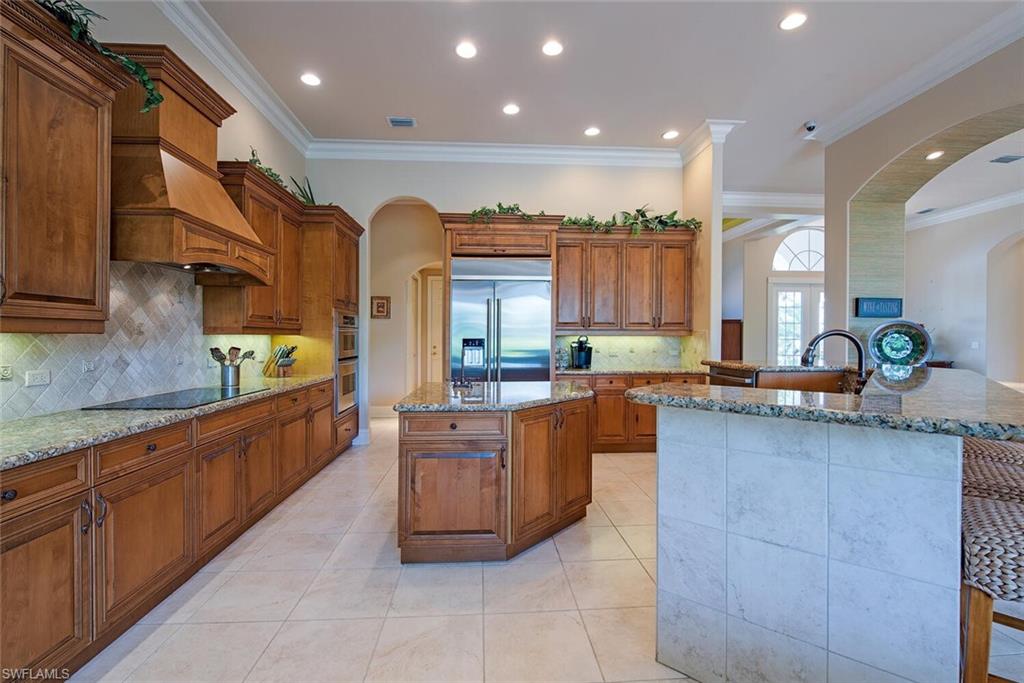 ROYAL HARBOR - Residential