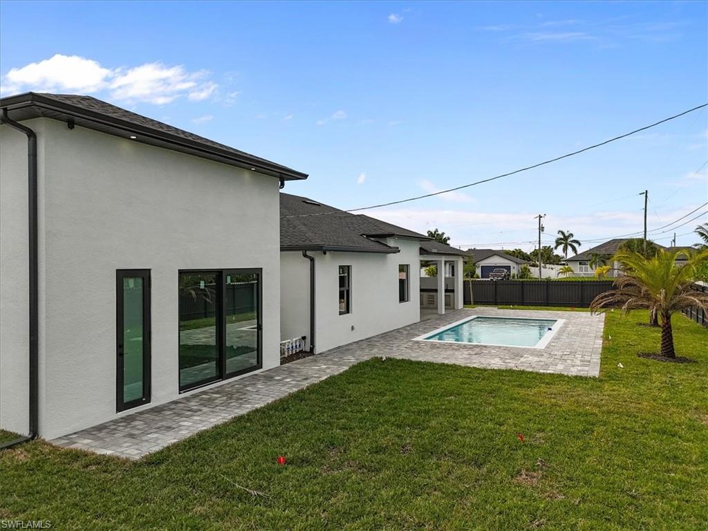 CAPE CORAL - Residential