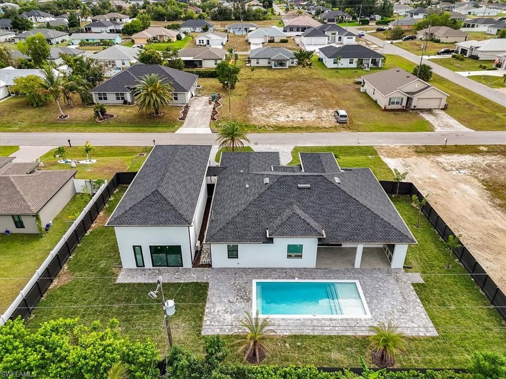 CAPE CORAL - Residential