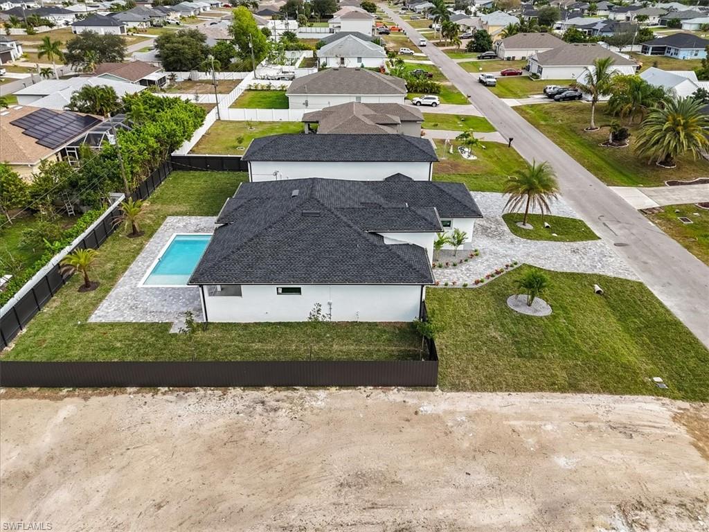 CAPE CORAL - Residential