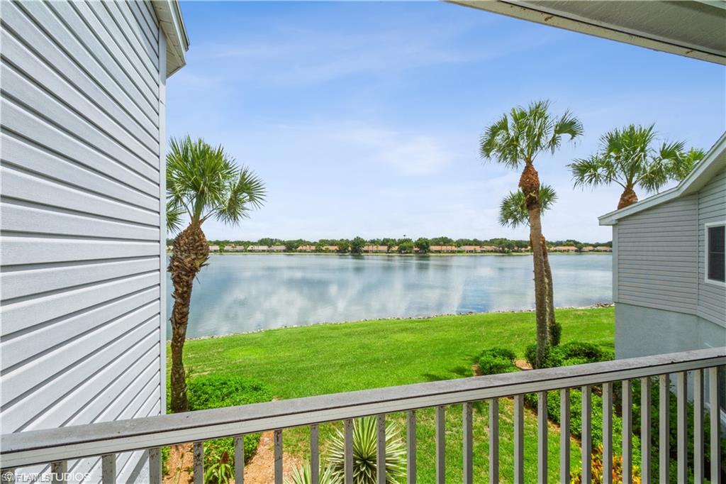 LAKESIDE CARRIAGE HOMES - Residential Lease