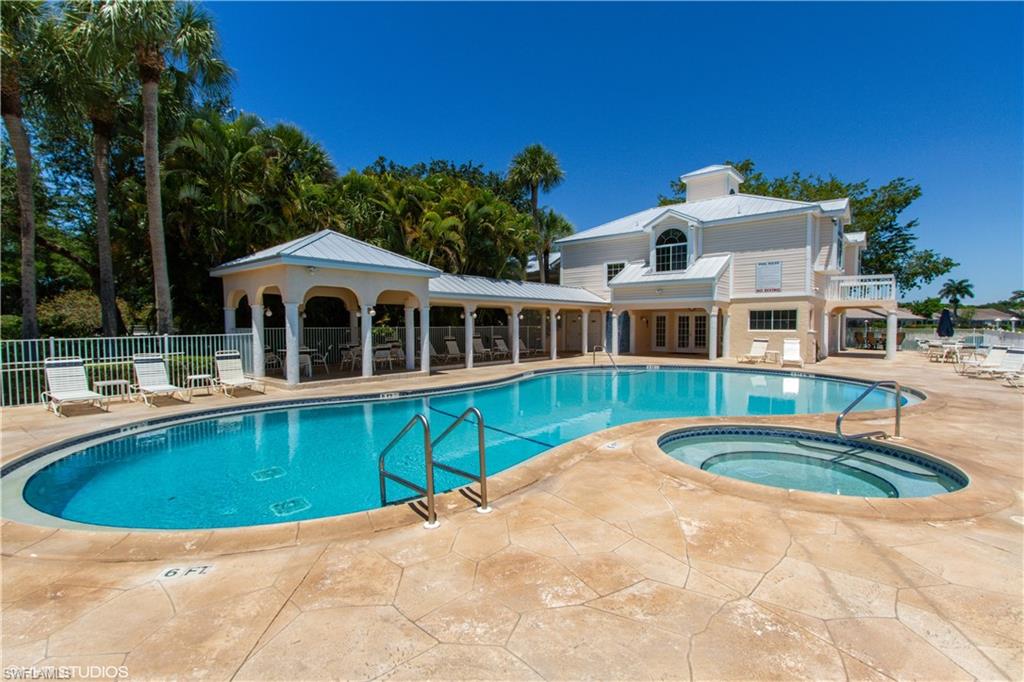 LAKESIDE CARRIAGE HOMES - Residential Lease