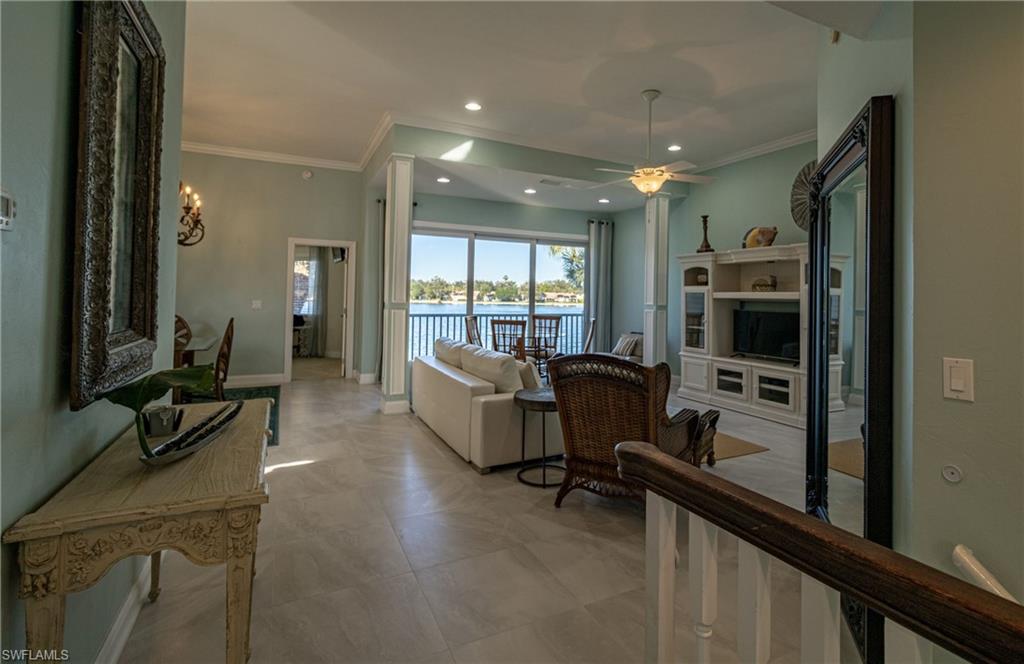 LAKESIDE CARRIAGE HOMES - Residential Lease