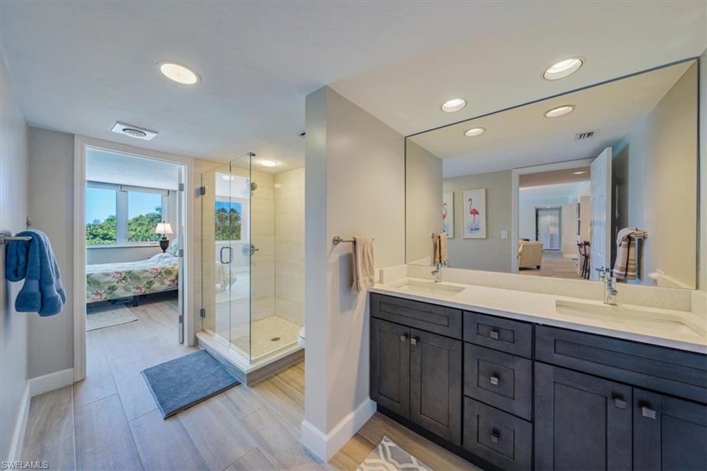 STRATFORD - Residential