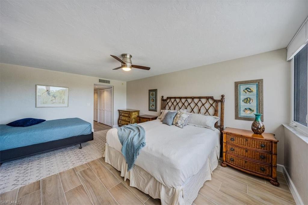 STRATFORD - Residential