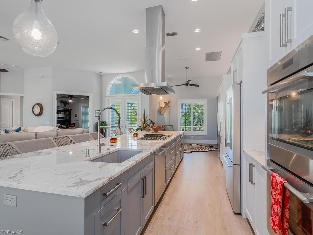 MARCO ISLAND - Residential