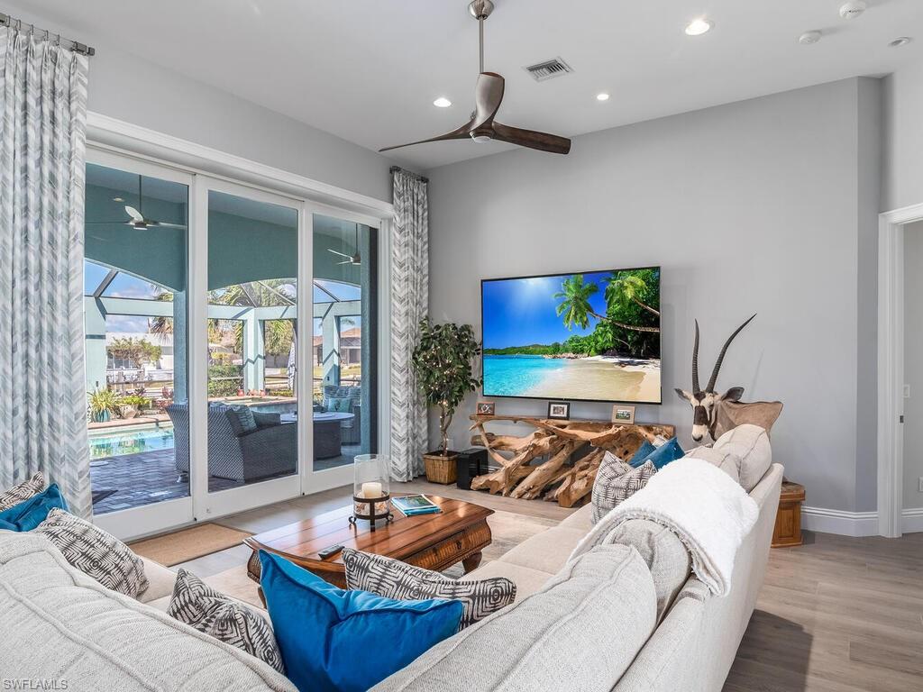 MARCO ISLAND - Residential