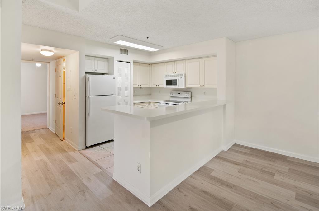 THE ENCLAVE AT NAPLES - Residential