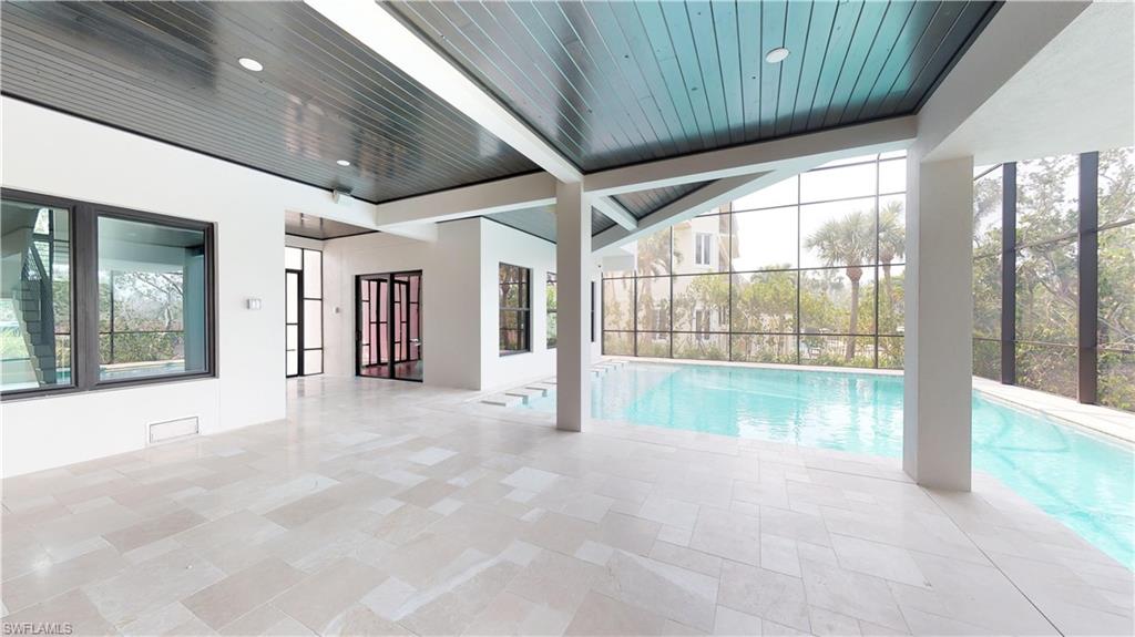 HIDEAWAY BEACH - Residential