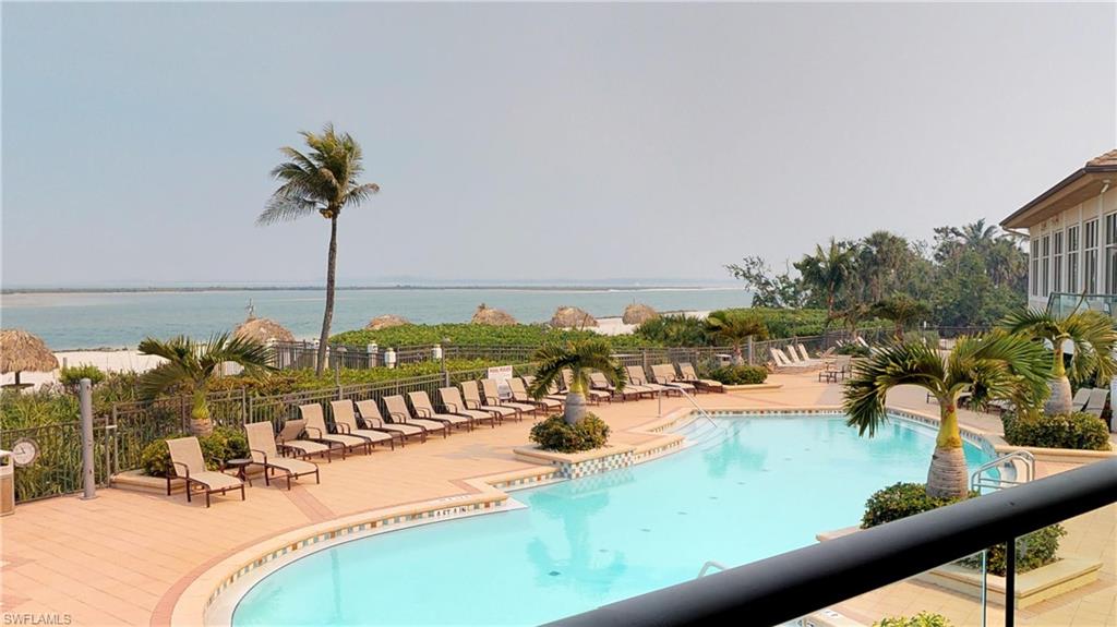 HIDEAWAY BEACH - Residential