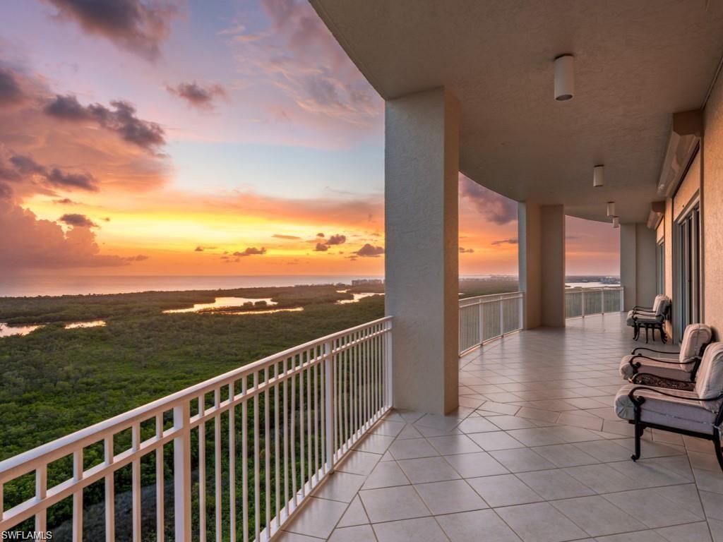 TOWER POINTE AT ARBOR TRACE - Residential