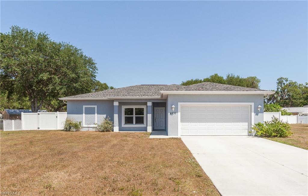 LAUREL OAKS - Residential