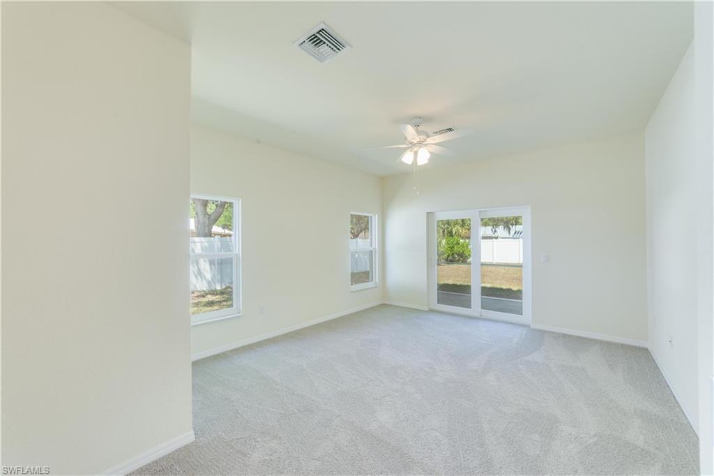 LAUREL OAKS - Residential