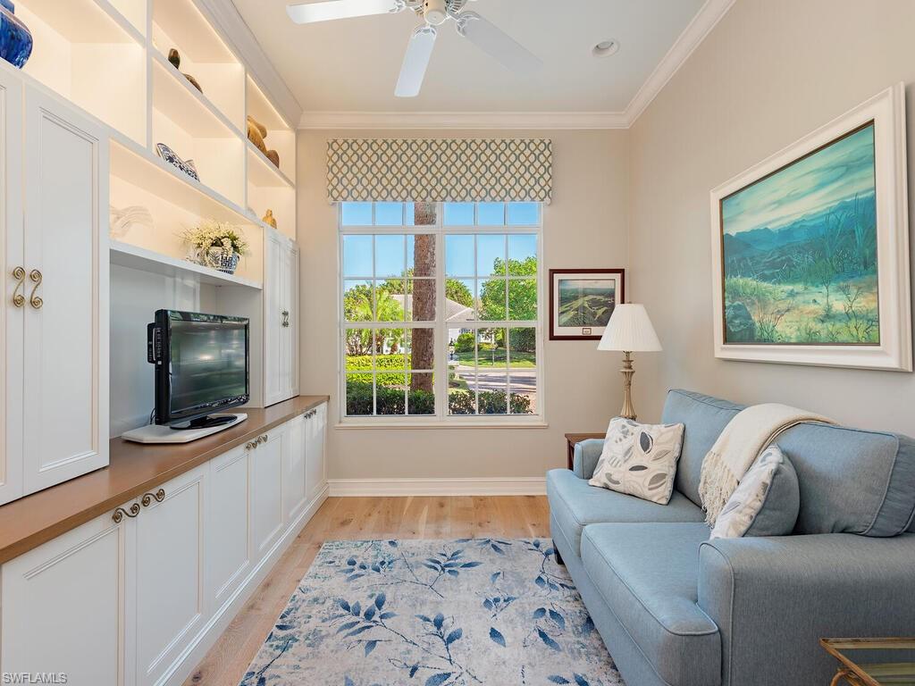 BARRINGTON AT PELICAN BAY - Residential