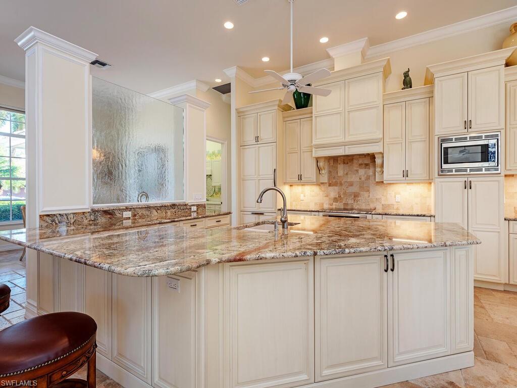 BARRINGTON AT PELICAN BAY - Residential