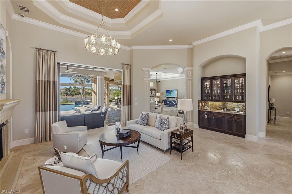 ISLA DEL SOL - Residential