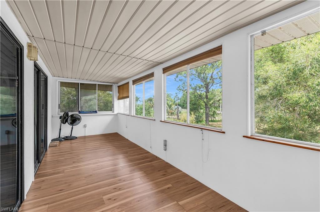 ACREAGE HEADER - Residential