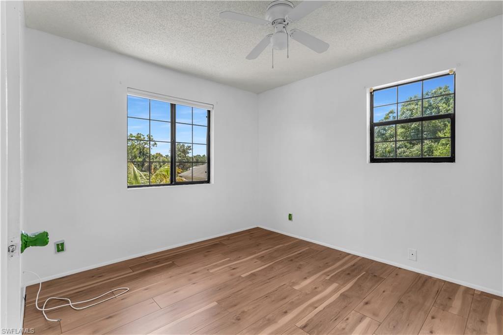 ACREAGE HEADER - Residential